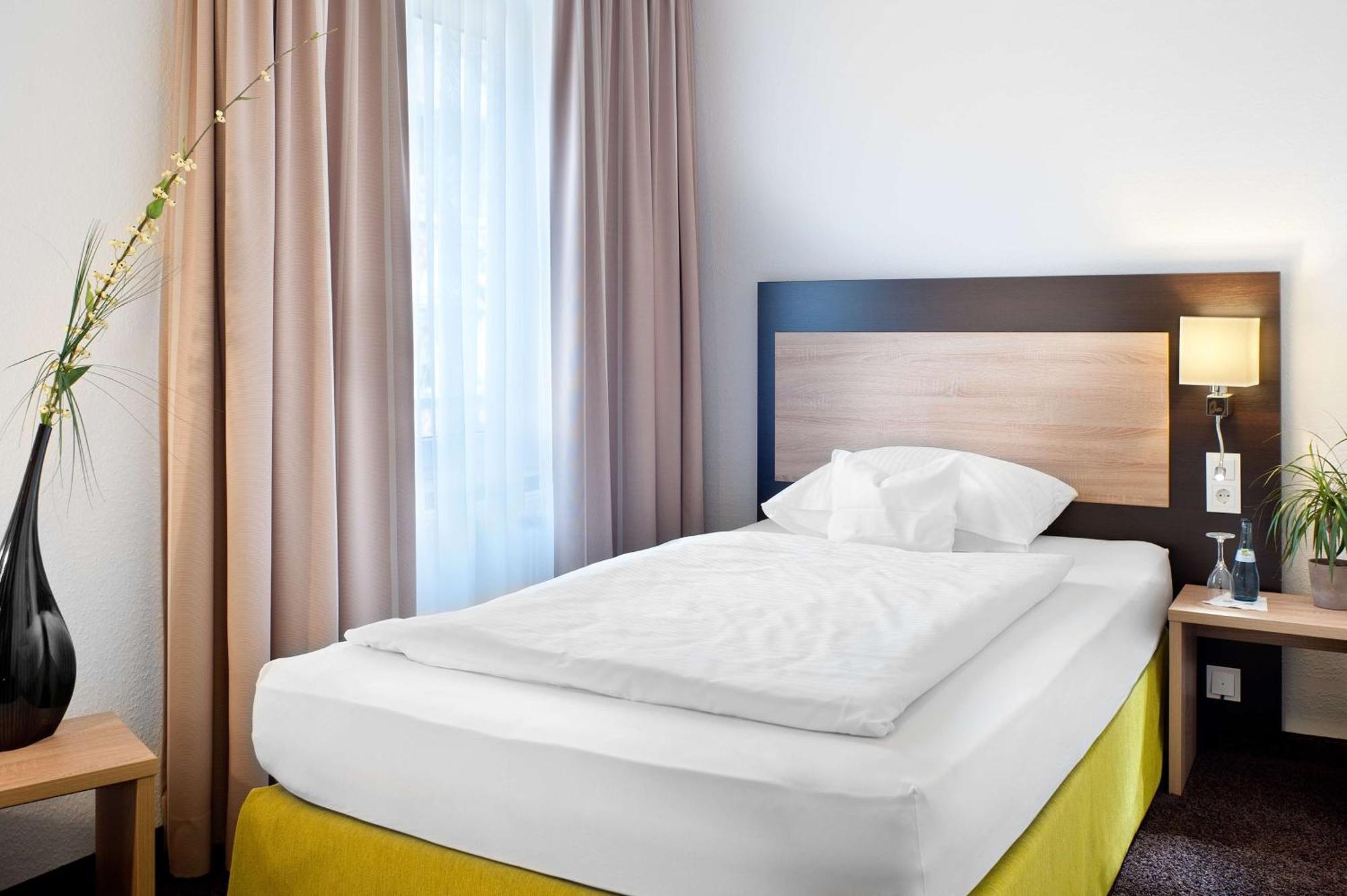 Best Western Hotel Favorit Ludwigsburg Exterior photo